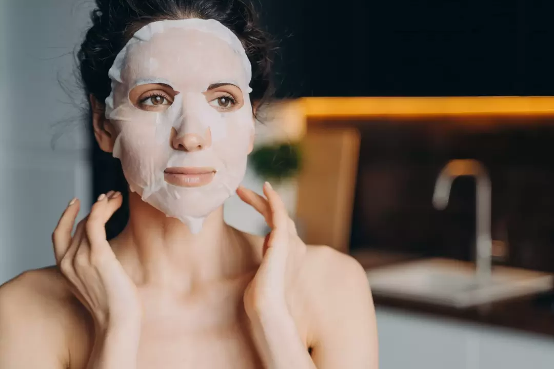 A fabric mask will allow women over 30 to look amazing